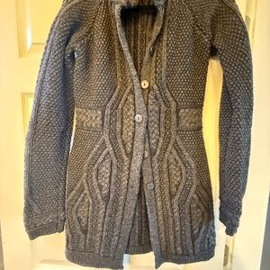 Elegant Gray Women's Cardigan Sweater